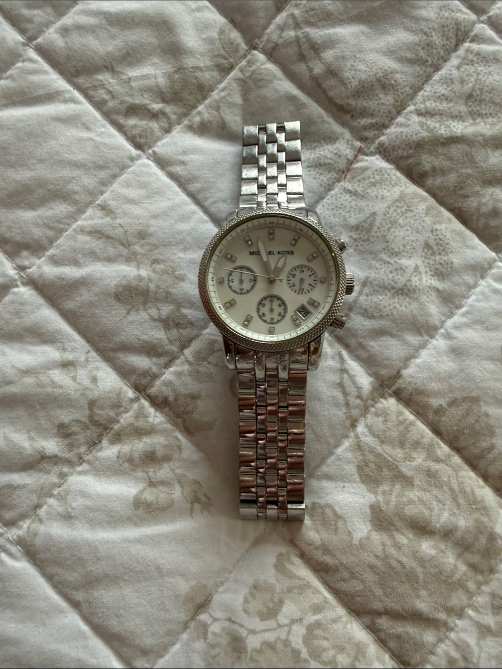 Michael Kors Silver and White Men's Crystal-Accent Chronograph Watch